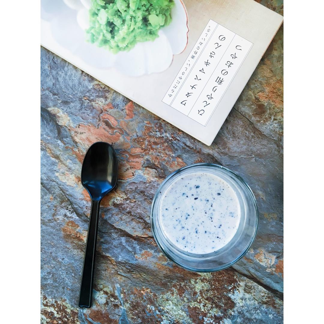 黑芝麻枫糖豆腐布丁