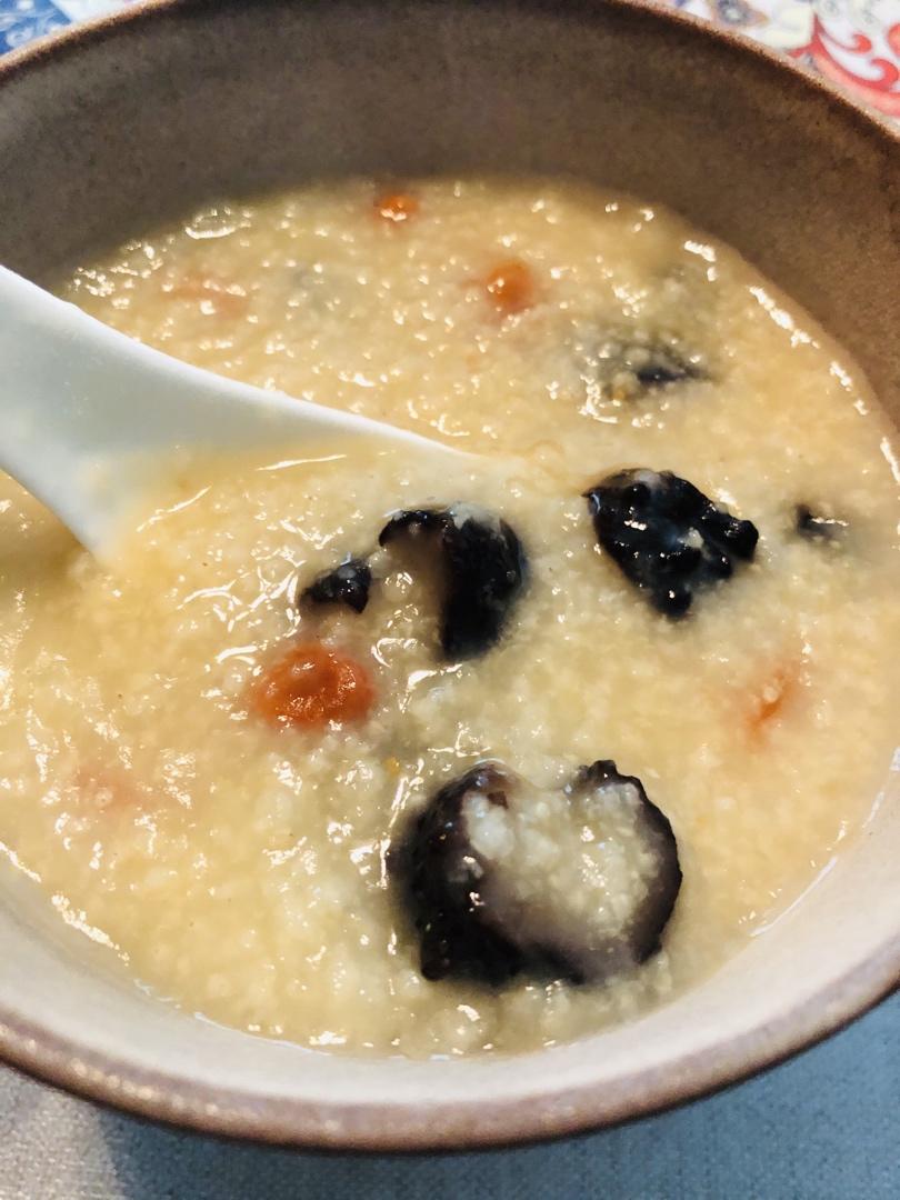 灵气小宇宙做的海参小米粥