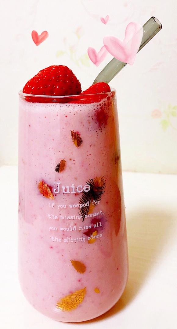 草莓🍓酸奶昔