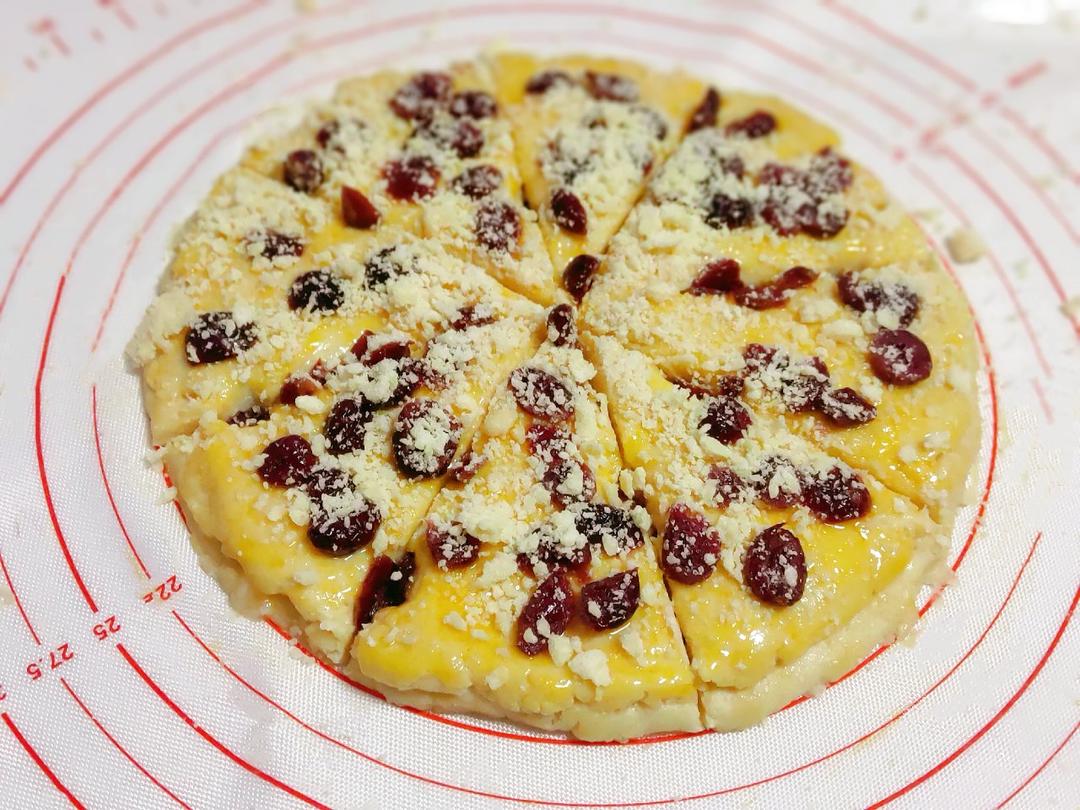 满屋飘香，口口都是满足——酥松香甜的蔓越莓蜜豆司康