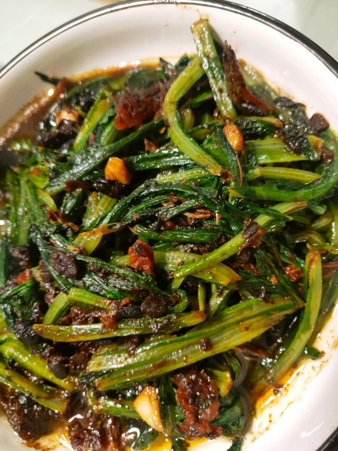 豆豉鲮鱼油麦菜