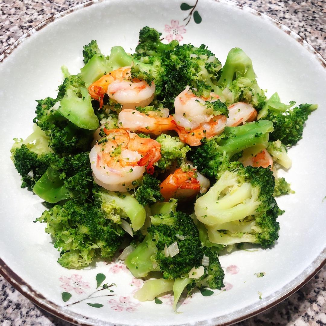 鲜虾炒西兰花