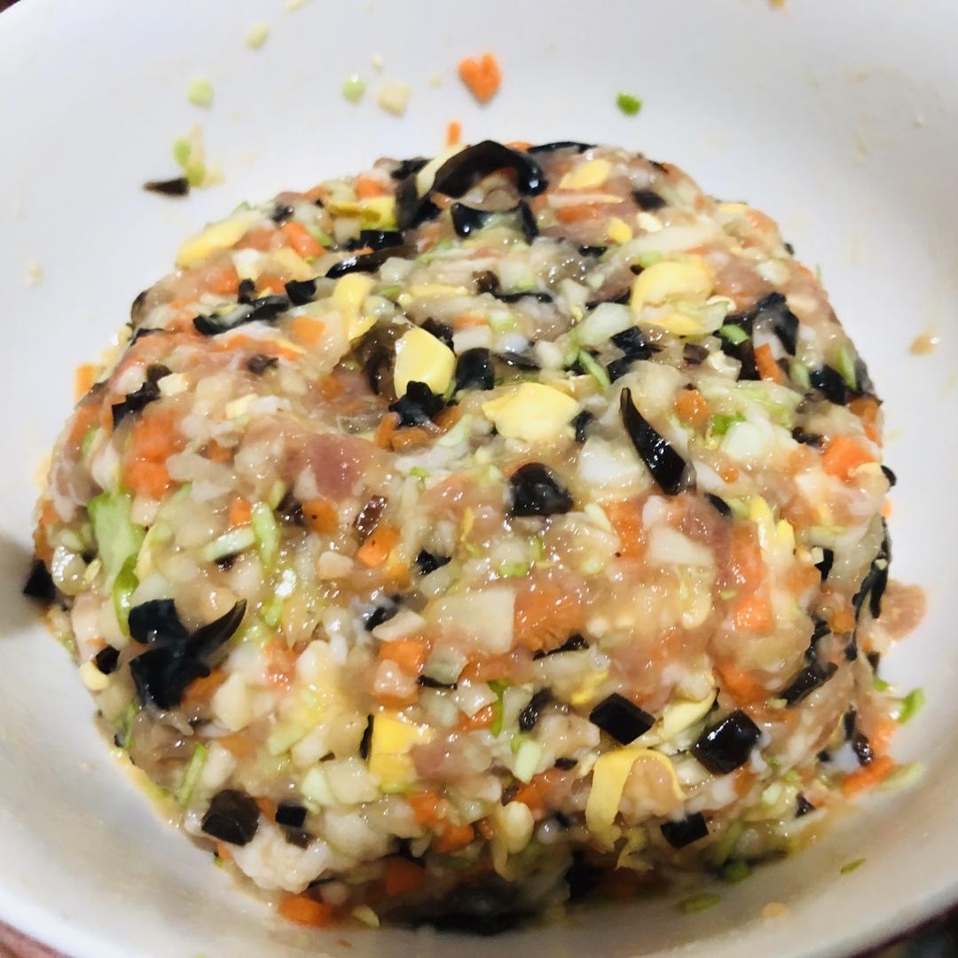 分享一个好吃的饺子馅（类似于湾仔码头的玉米鲜肉饺子馅）