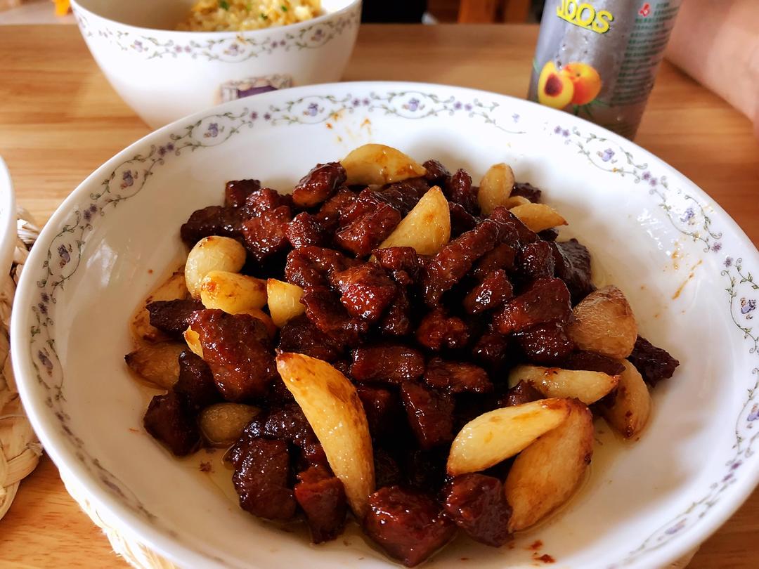黑蒜子牛肉粒