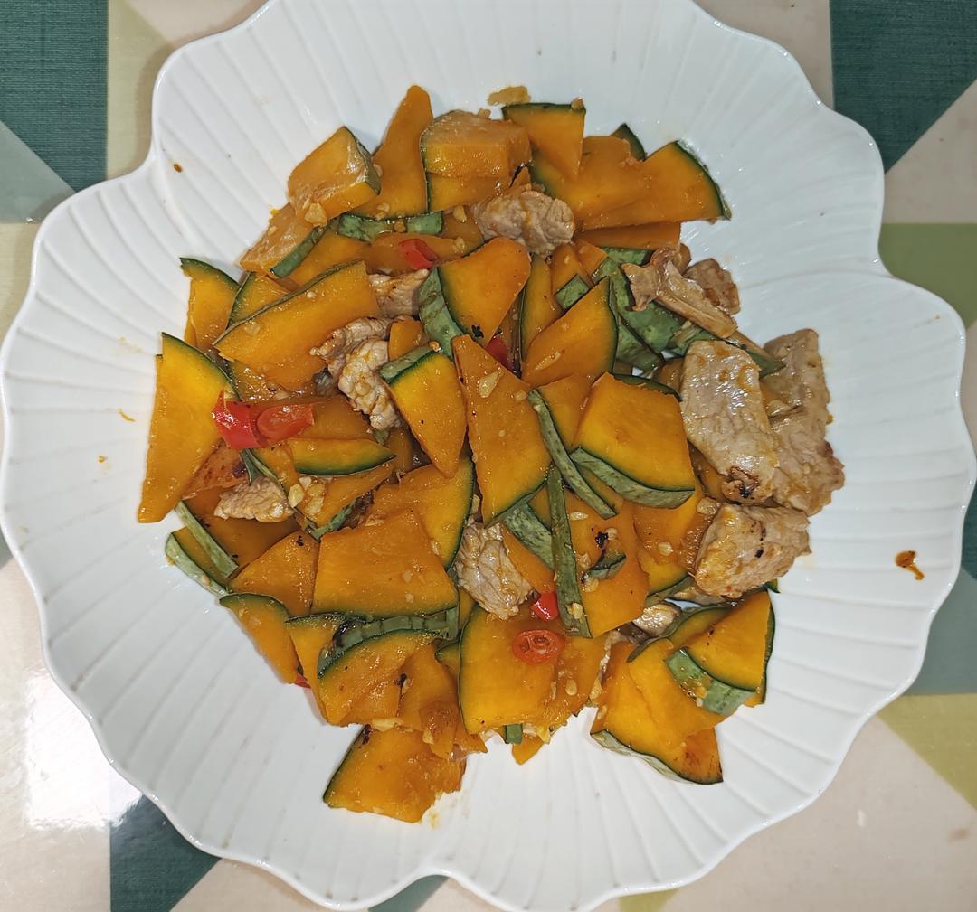 南瓜炒肉片