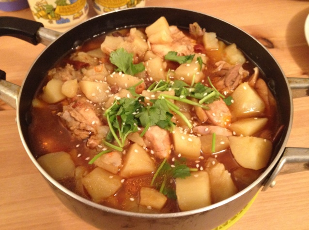土豆炖鸡块