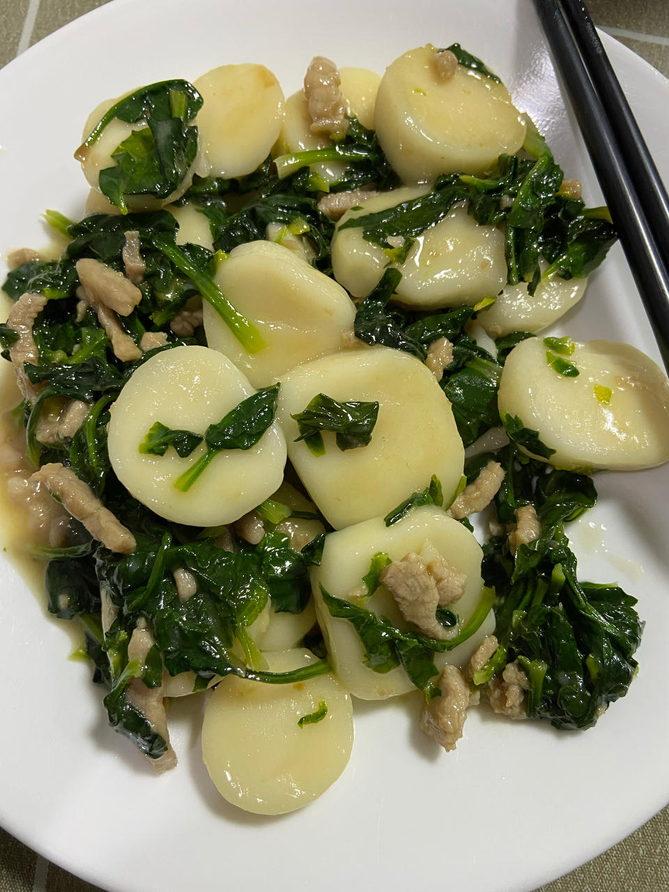 菠菜肉丝炒年糕