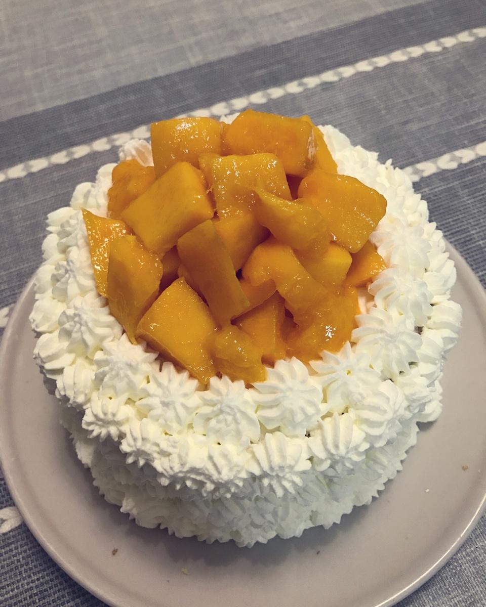 宝贝陈一一的妈妈做的六寸戚风蛋糕