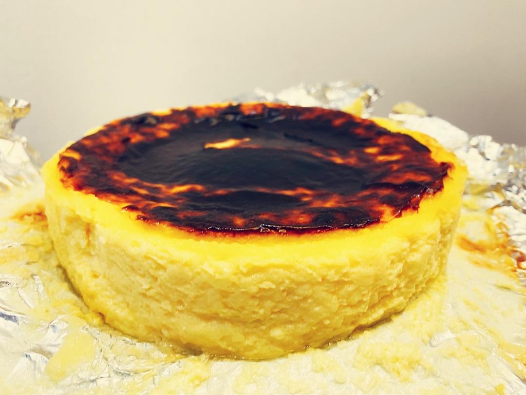 【生酮低碳】巴斯克式烤芝士蛋糕简单粗暴快手0失败