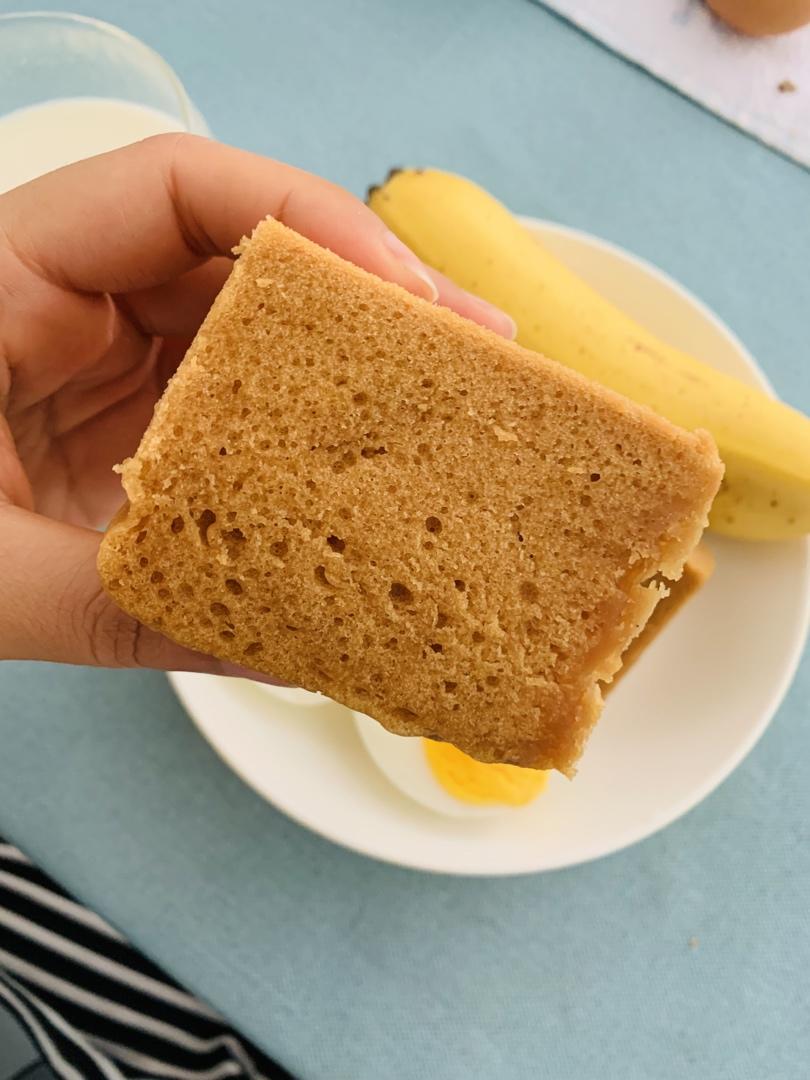 马拉糕，软糯弹韧，香甜细腻，和一般发糕不一样