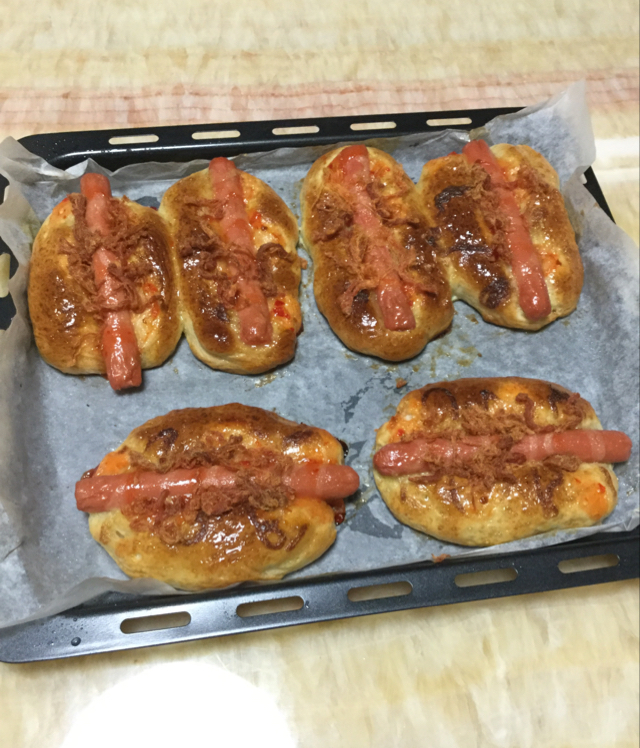 沙拉火腿面包