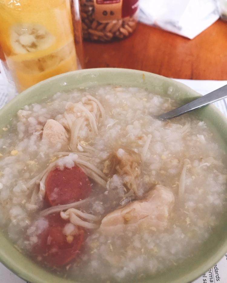 一分钟就可以学会的美味香菇鸡肉粥