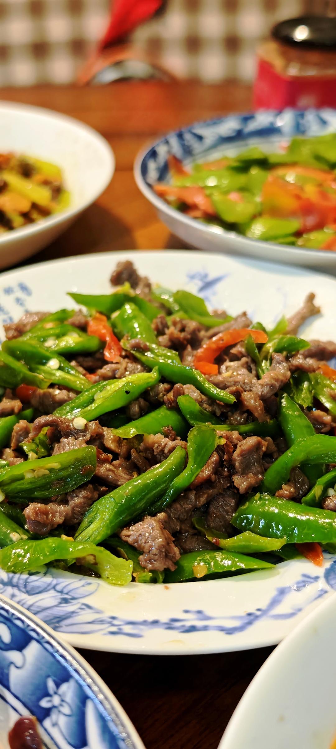 绝对不会炒老的尖椒牛柳