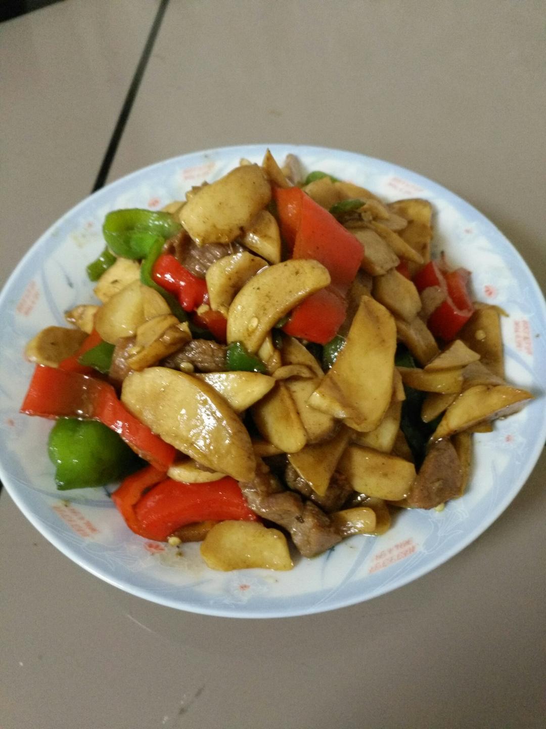 杏鲍菇炒牛柳