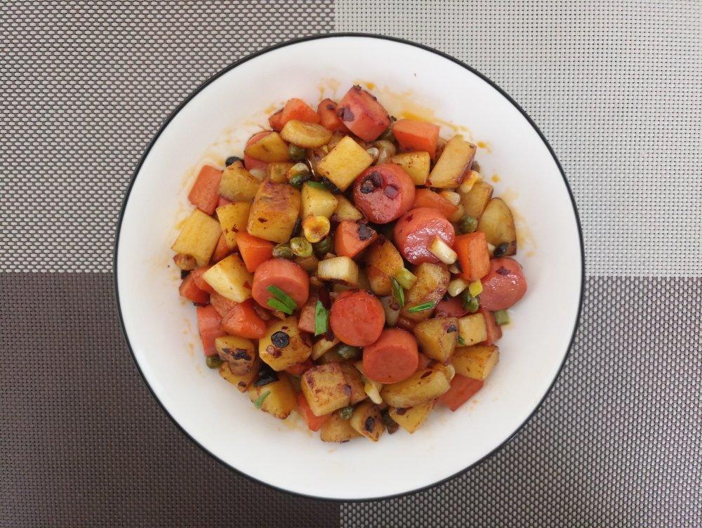 香辣过瘾的孜然土豆火腿，比路边摊还好吃