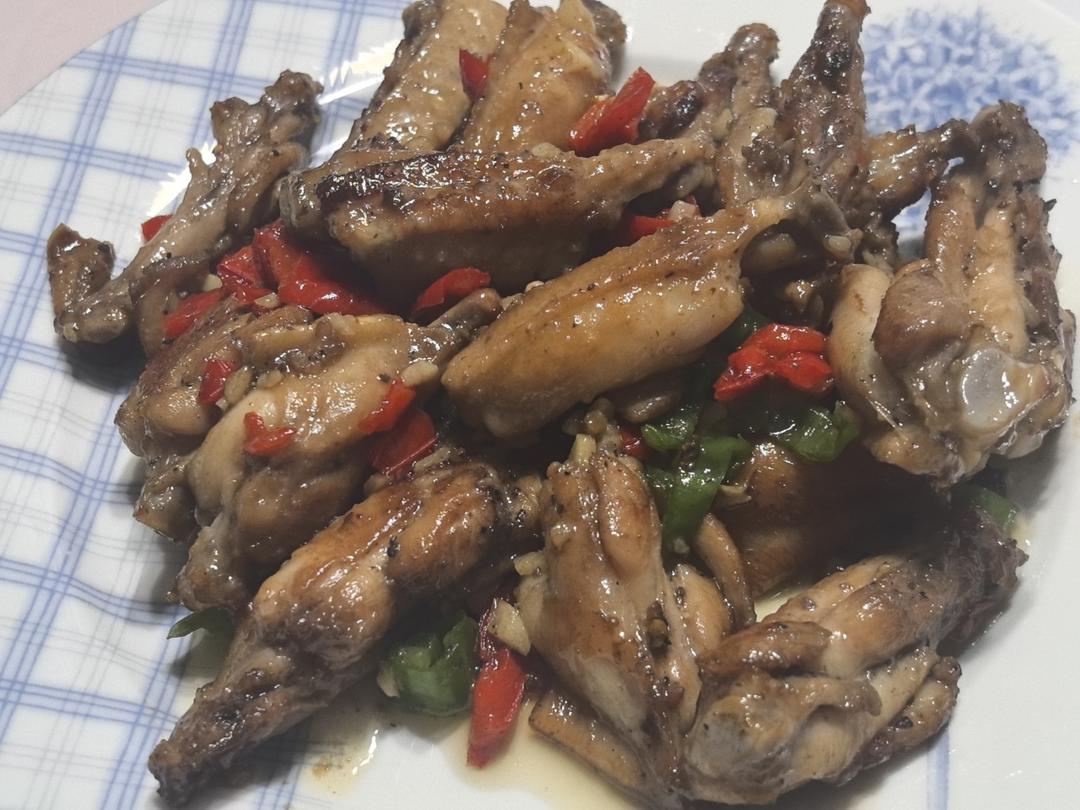 蒜香鸡翅，这才是鸡翅最好吃的做法