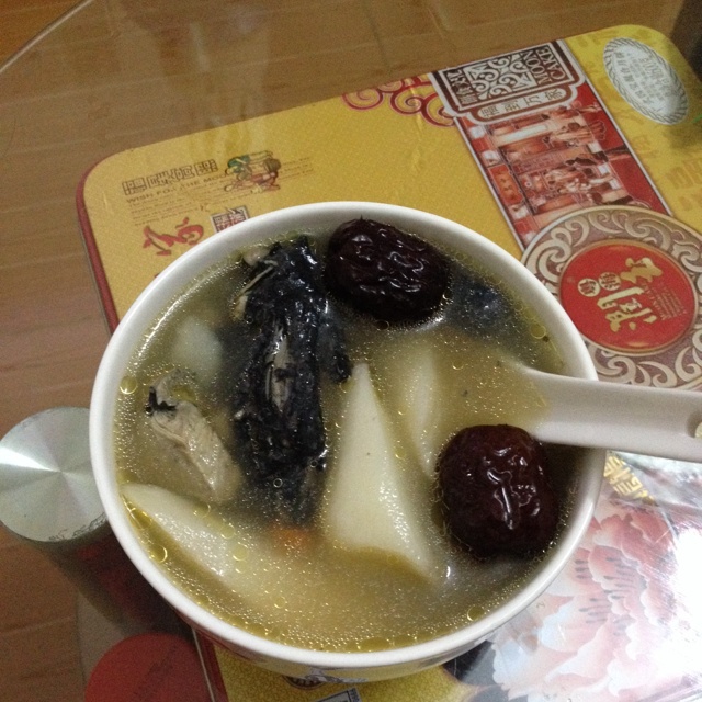 山药枸杞乌鸡汤