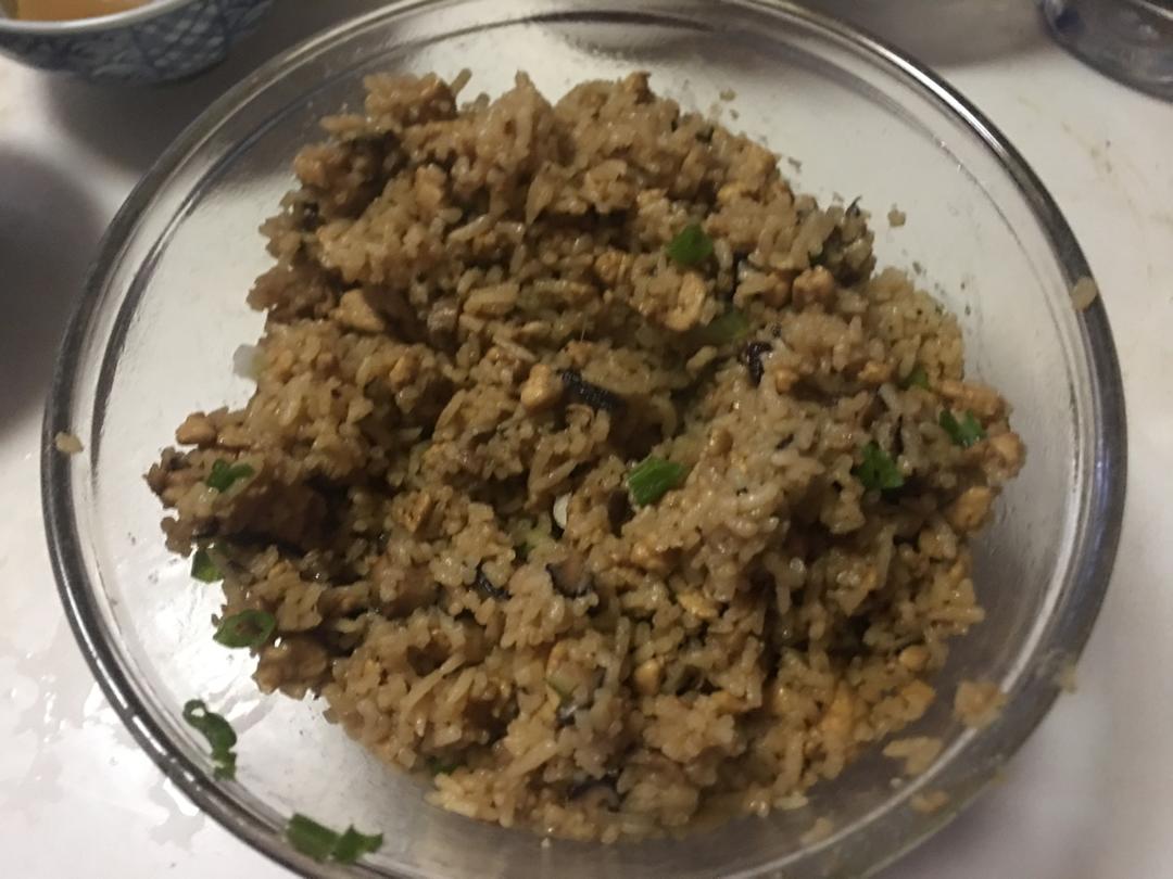 香菇肉丁油饭