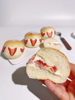 意式草莓奶油面包的做法 步骤13