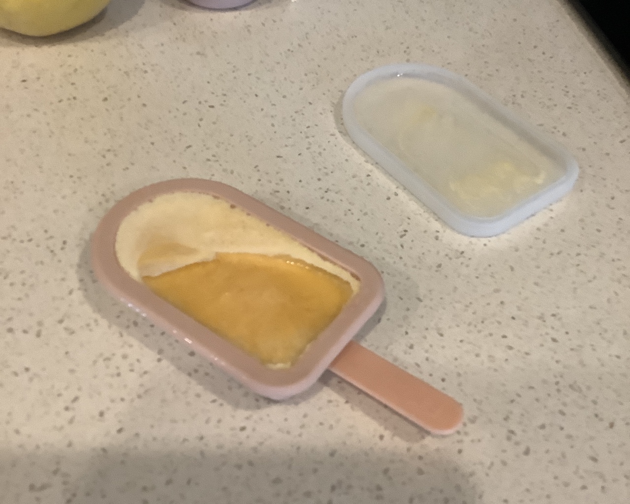 蜜桃奶昔冰棒的做法 步骤4