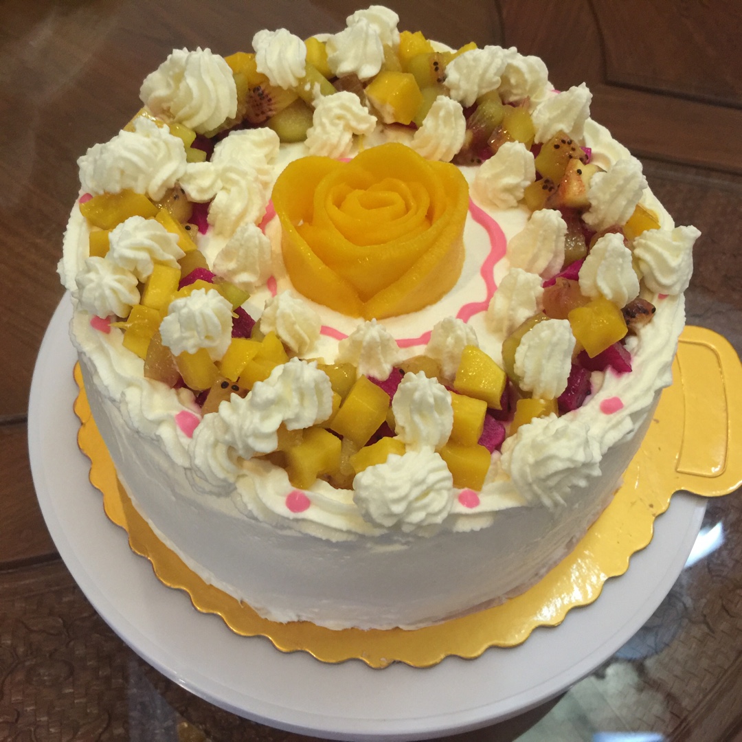 8寸水果生日蛋糕