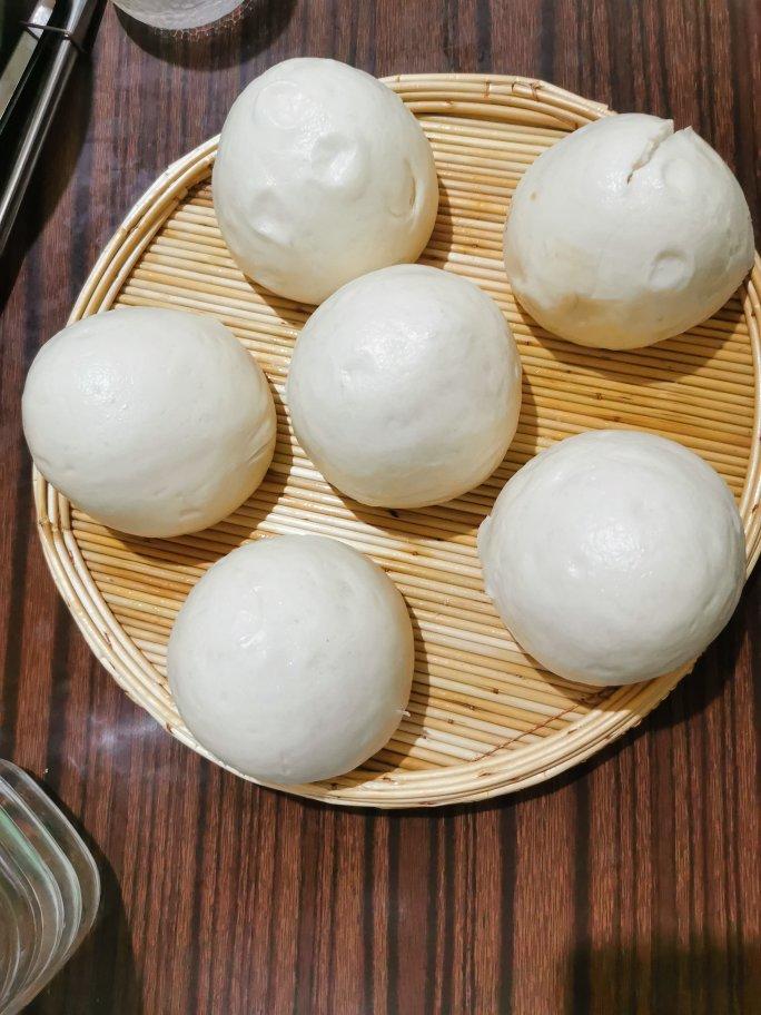 新手做馒头也能100%成功——附上非常详细的视频步骤（一次发酵法）