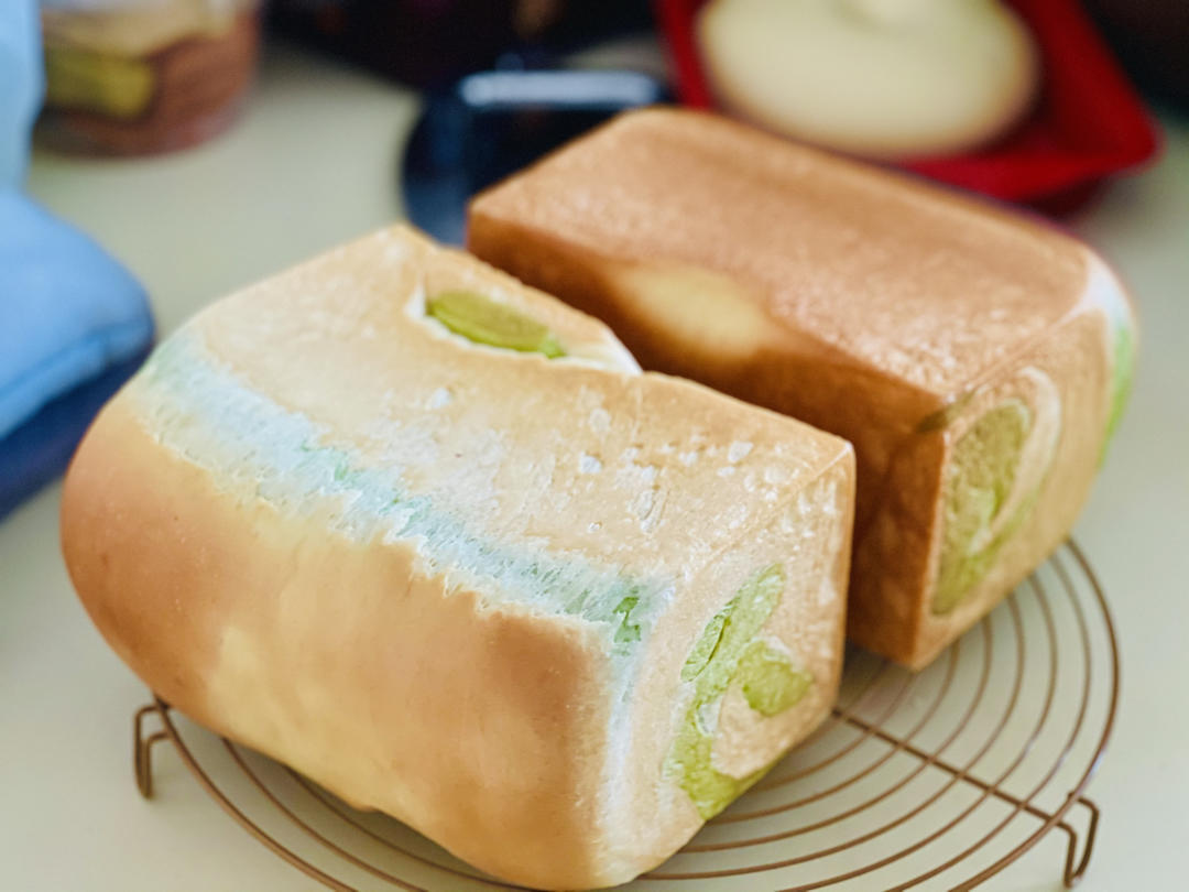 抹茶蜜豆圈圈吐司