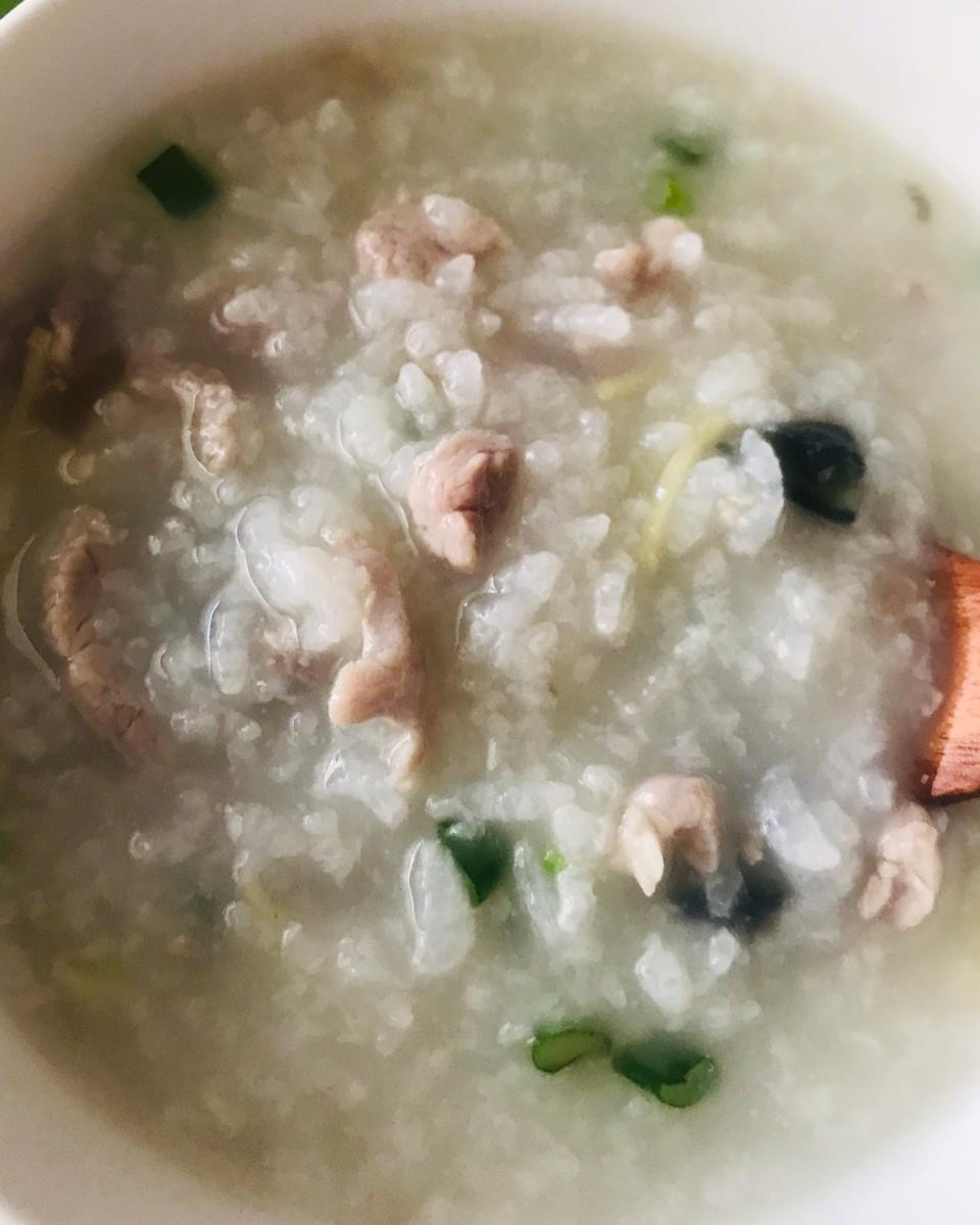 堂妈小厨——超好喝的皮蛋瘦肉粥