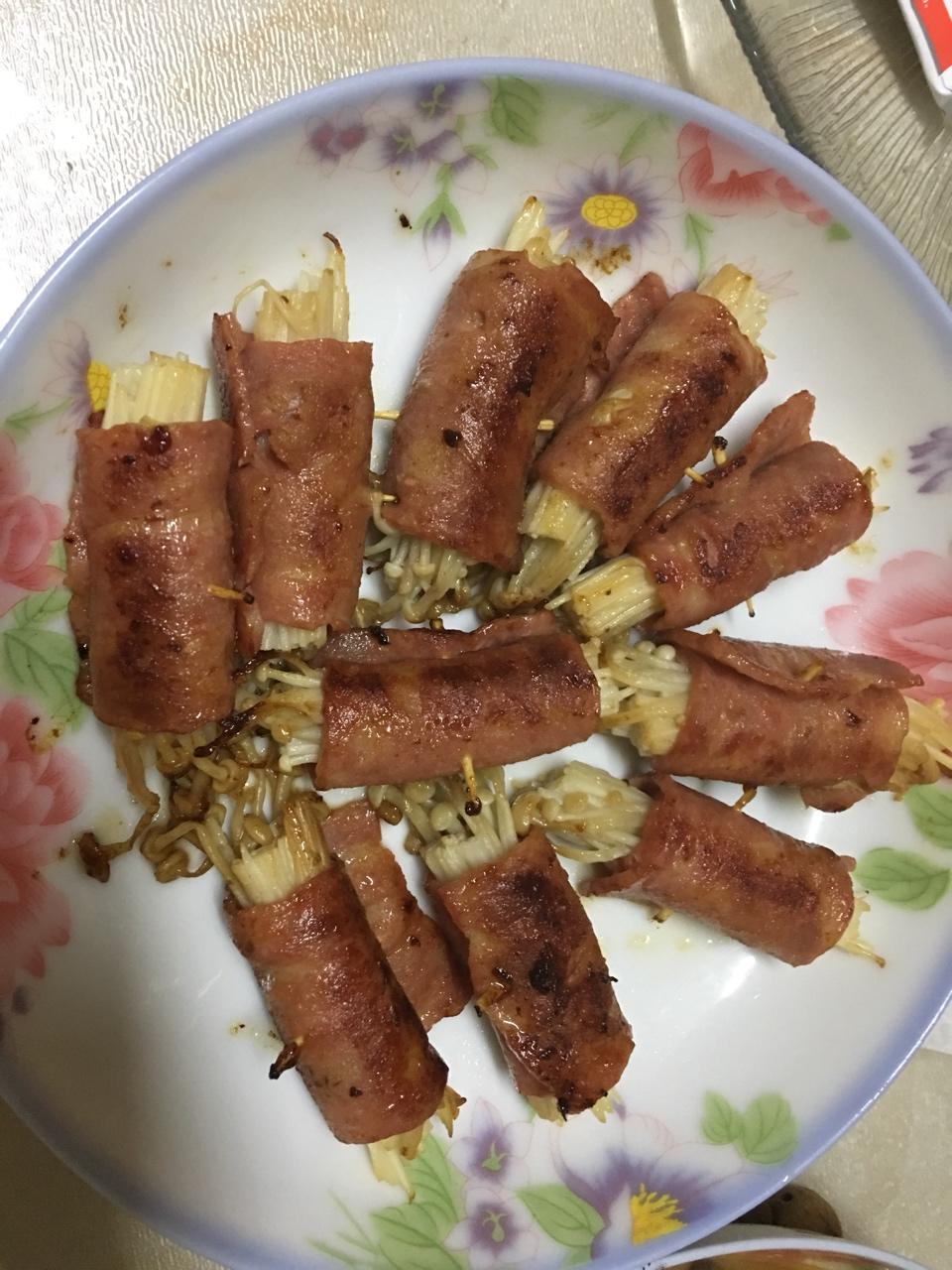 【金针菇培根卷】