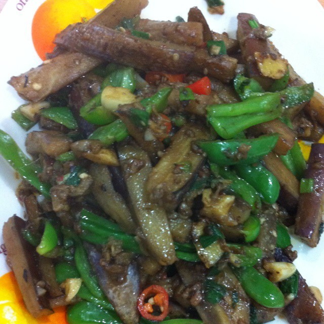 酱香肉末烧茄子