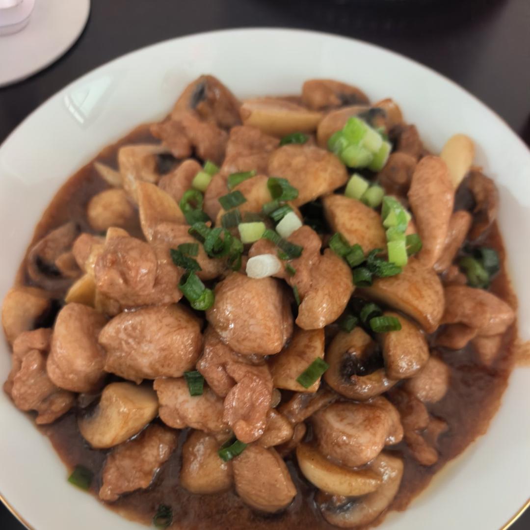 蒜香口蘑鸡丁