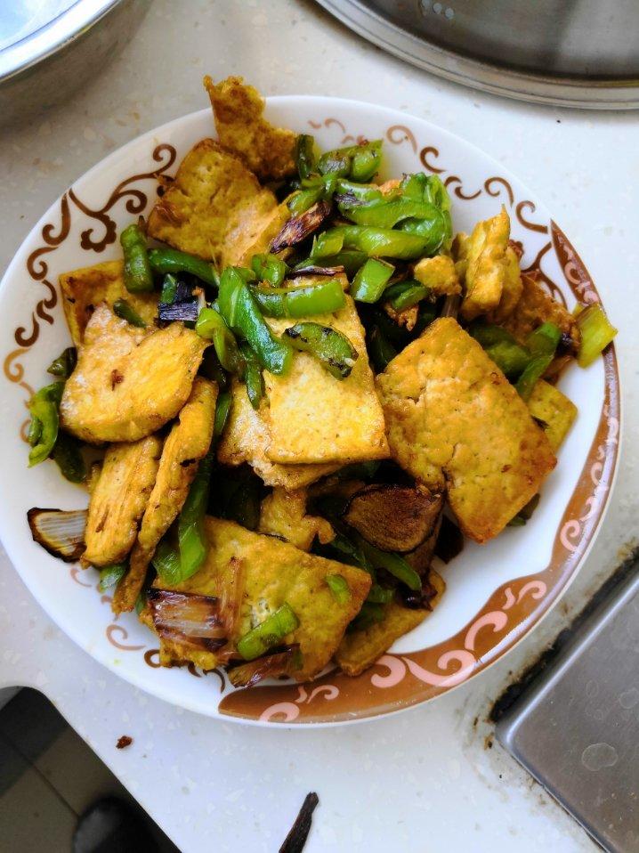 青椒炒豆腐