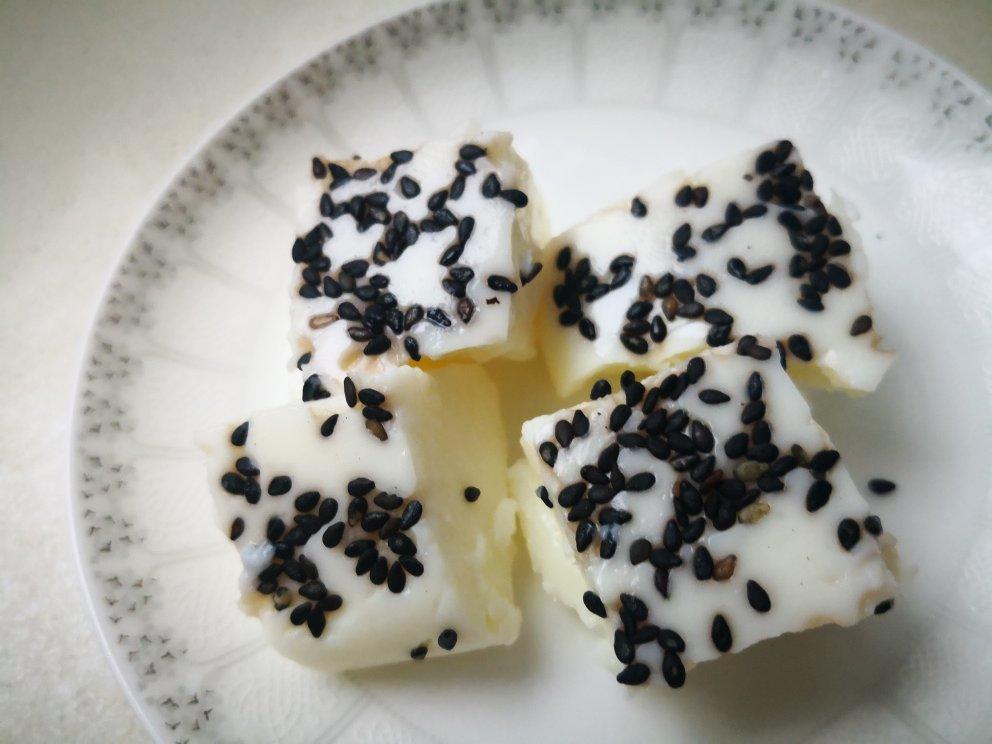 （只需4种材料)牛奶小方