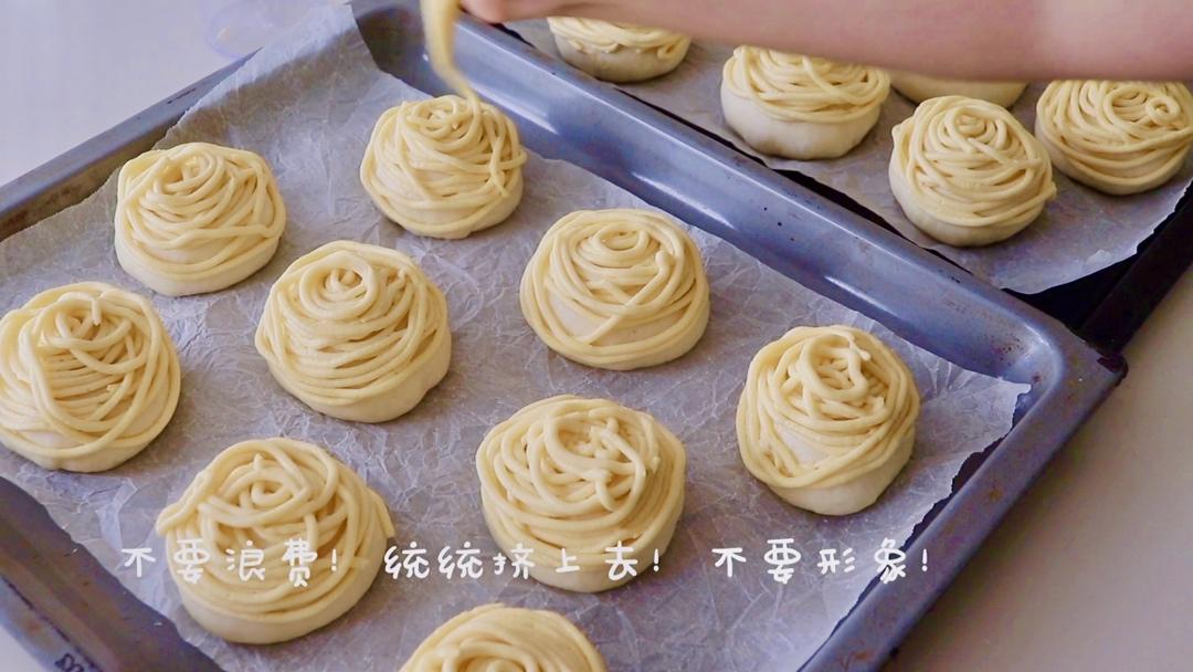 【巨蛋面包】酥脆的外壳，柔软的内心