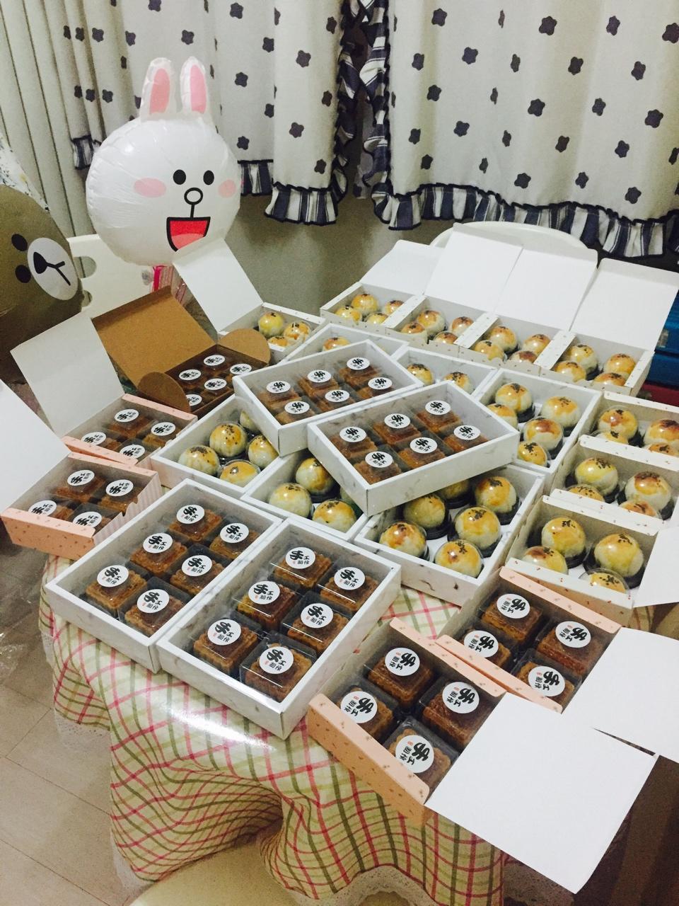 广式月饼——蛋黄莲蓉月饼