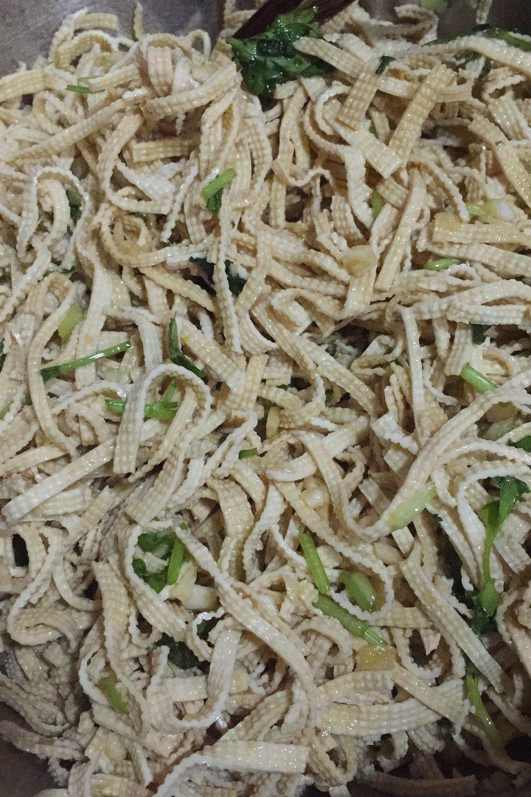 凉拌千张(豆腐皮)