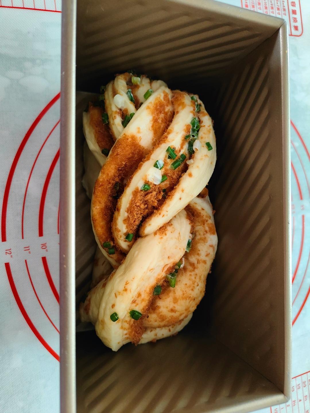 香葱肉松手撕吐司