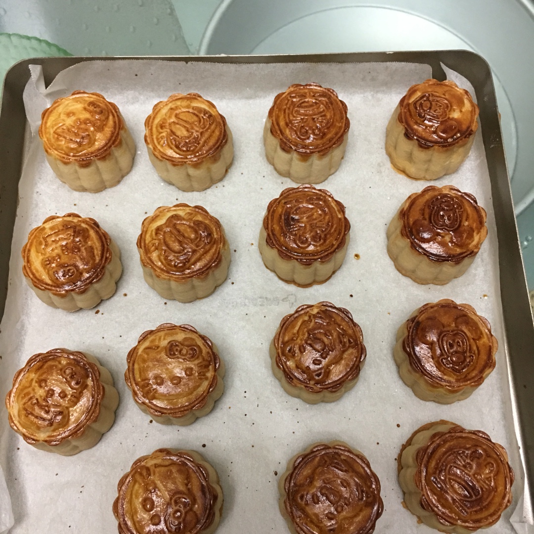 金沙奶黄月饼