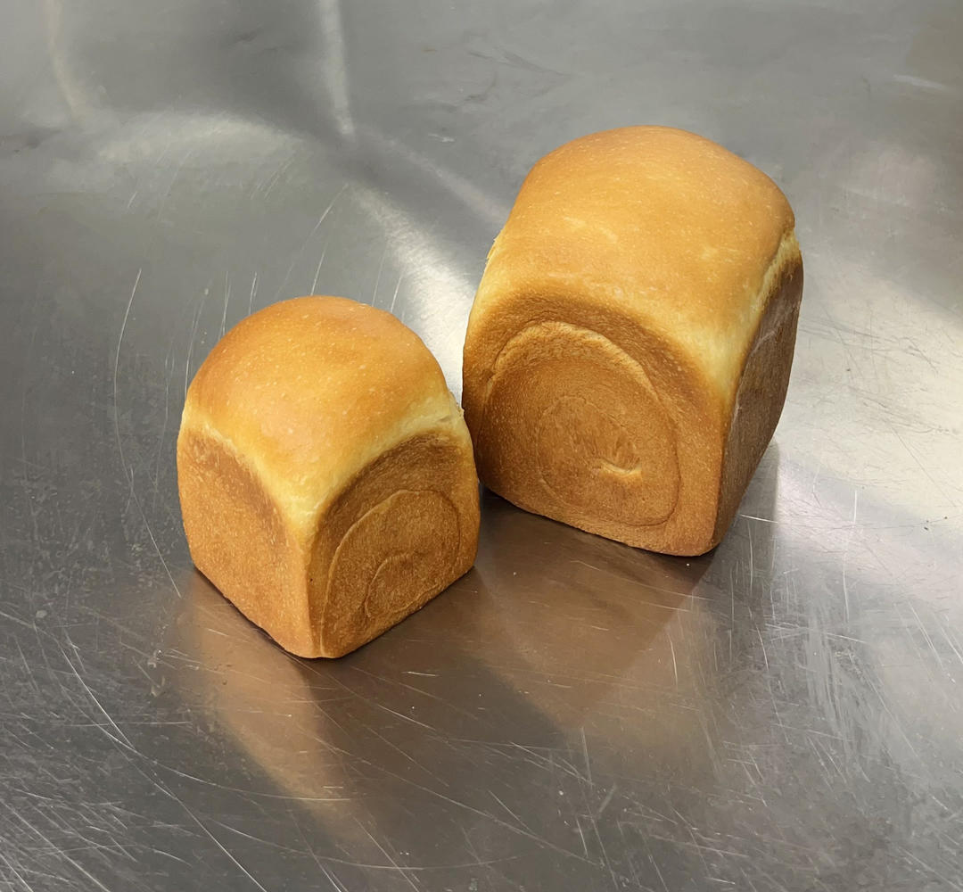奶香纯粹的重料淡奶油吐司