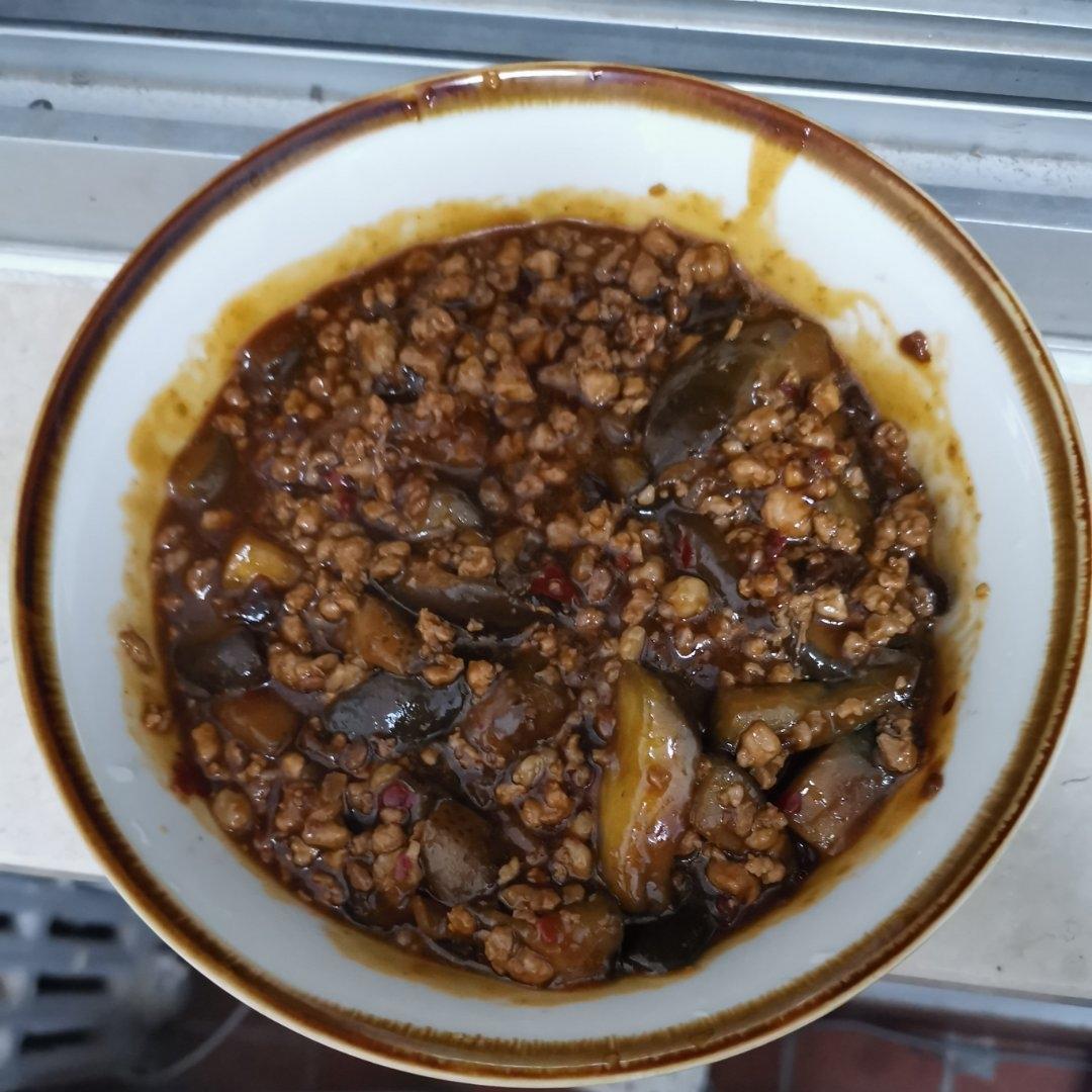 肉沫茄子（非油炸健康版）文末另附万能鱼香汁配方。