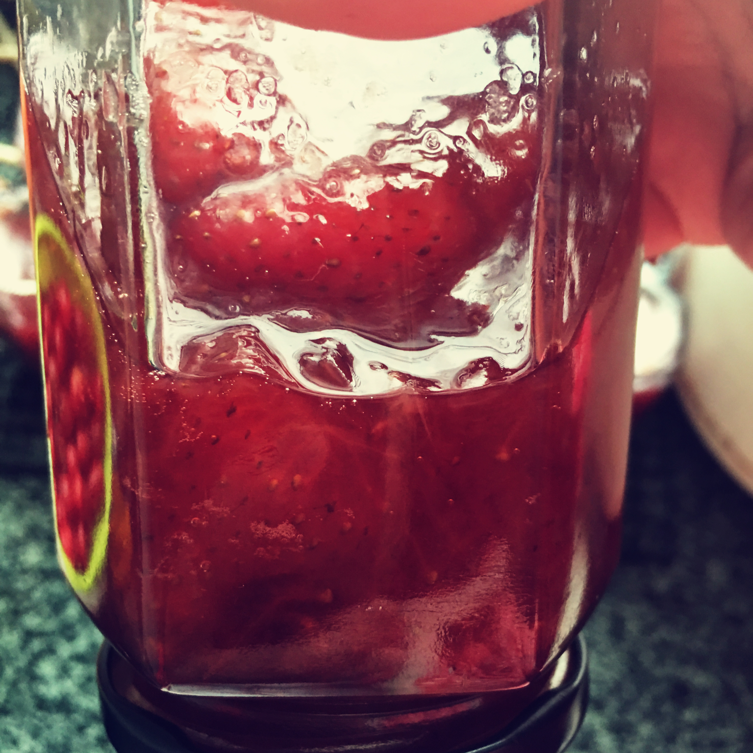 《Tinrry下午茶》番外篇-满满果肉的草莓果酱