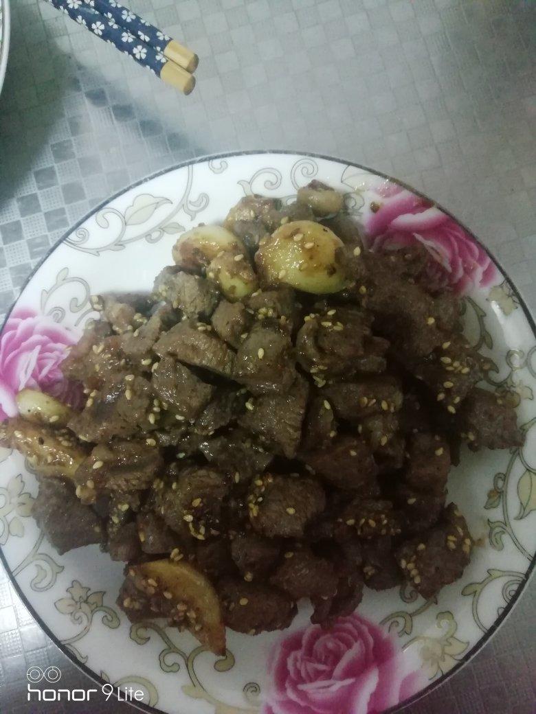 蒜香牛肉粒