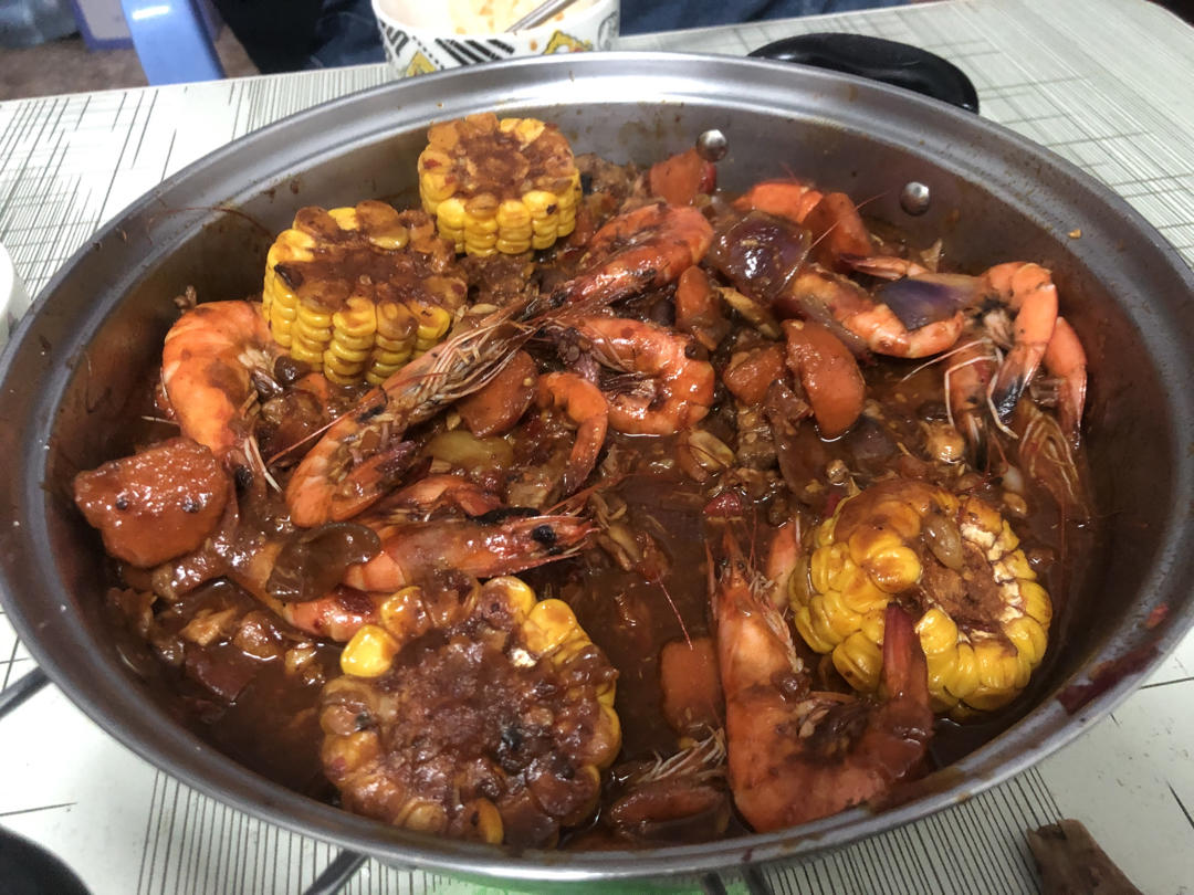 胖哥俩肉蟹煲（鸡爪蟹虾煲）