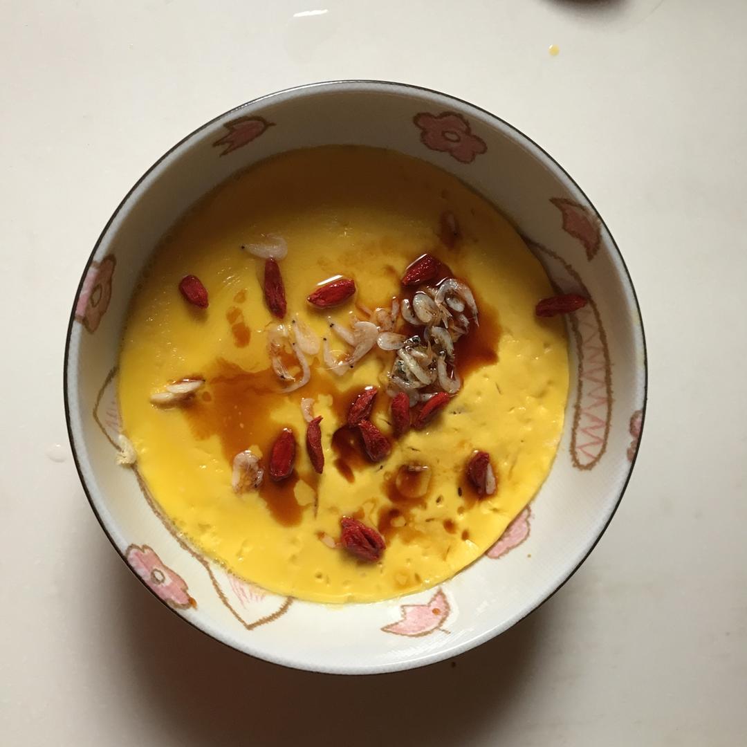 欧阳紫韵67做的超快手微波炉3分钟虾皮鸡蛋羹