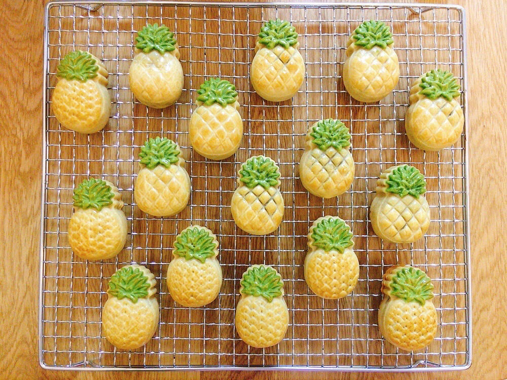 广式月饼通用饼皮（内附凤梨小菠萝🍍月饼的详细做法）