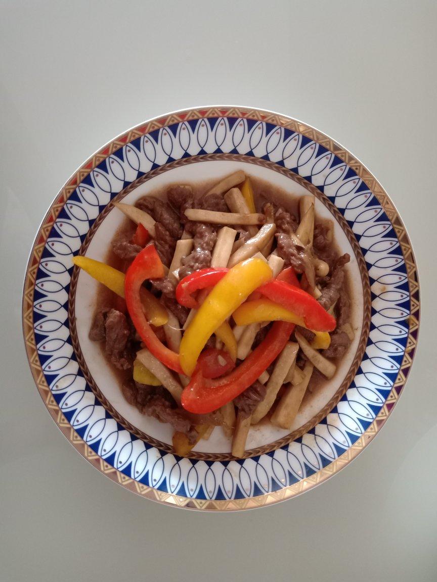 杏鲍菇炒牛柳