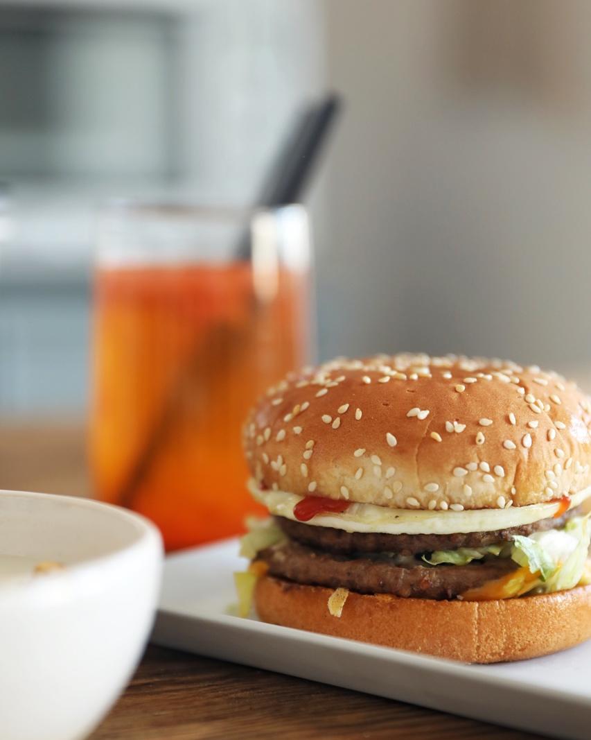 肯德基早餐汉堡轻松在家做 ---『玉米鸡肉汉堡包』