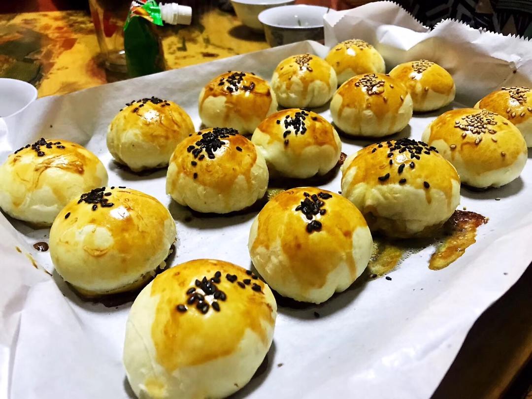 蛋黄酥