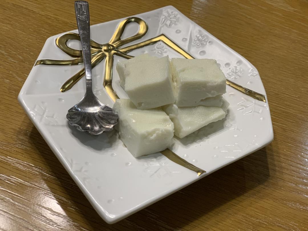 （椰浆）牛奶小方牛奶冻