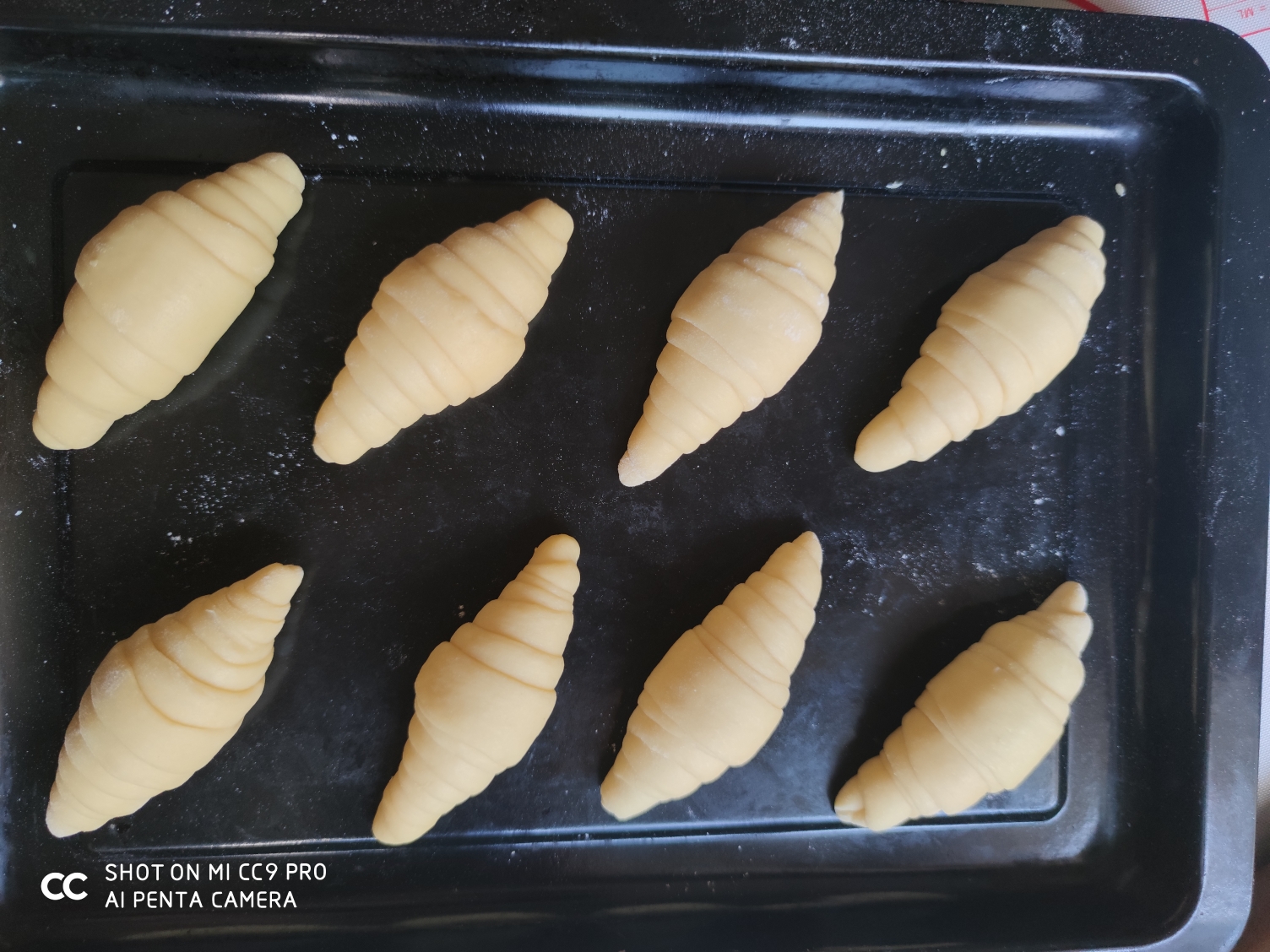 黄金牛角面包的做法 步骤4
